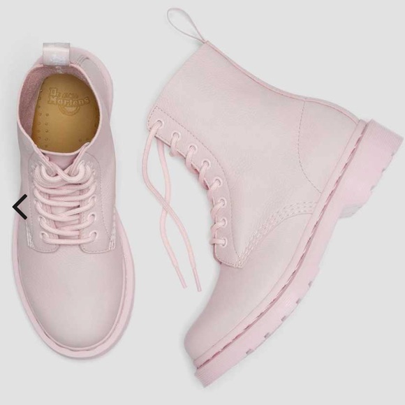 Dr. Martens 1460 Pascal | Chalk Pink - Picture 10 of 13
